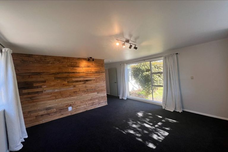 Photo of property in 46b Te Rauparaha Street, Otaki, 5512