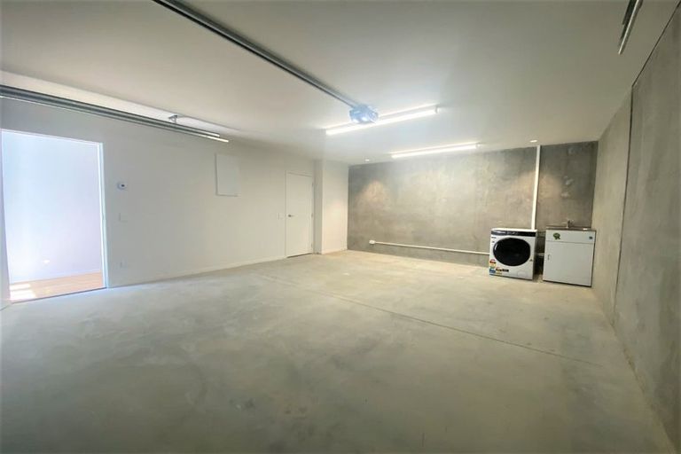 Photo of property in 7 Jean Caldwell Way, Island Bay, Wellington, 6023