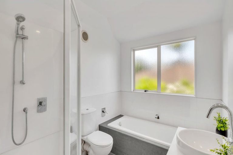 Photo of property in 21 Hendrika Court, Hobsonville, Auckland, 0618