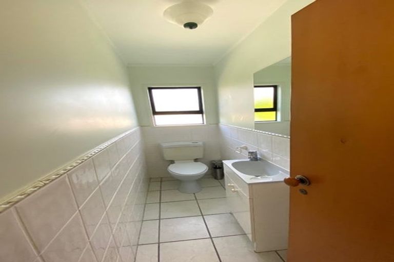 Photo of property in 68 Gulf View Road, Murrays Bay, Auckland, 0630