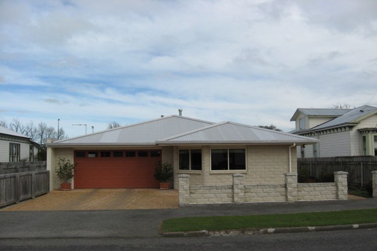 Photo of property in 12 Mckenna Street, Masterton, 5810