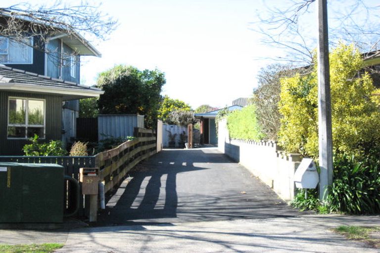 Photo of property in 37 James Cook Street, Havelock North, 4130