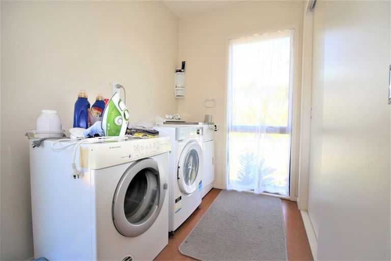 Photo of property in 111 Pinewood Court, Matarangi, Whitianga, 3592