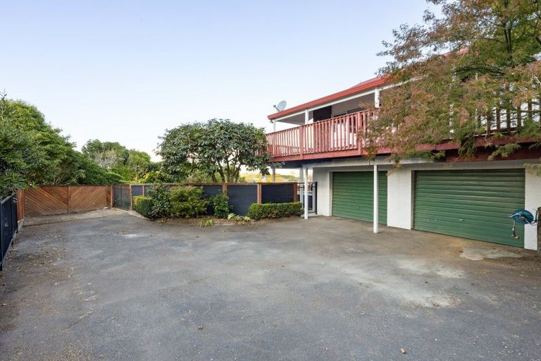 Photo of property in 11 Houhere Place, Pukete, Hamilton, 3200