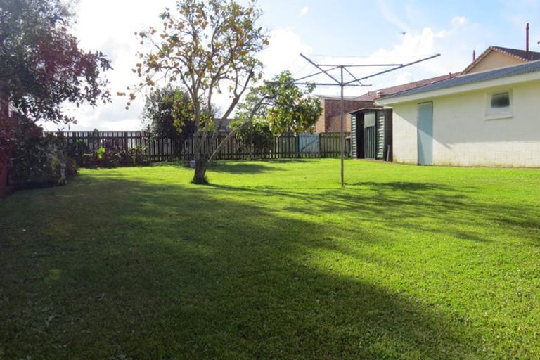 Photo of property in 21 Casper Street, Fairfield, Hamilton, 3214