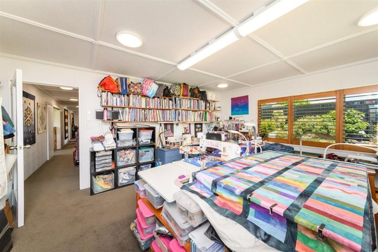 Photo of property in 17 Barnett Drive, Marton, 4710