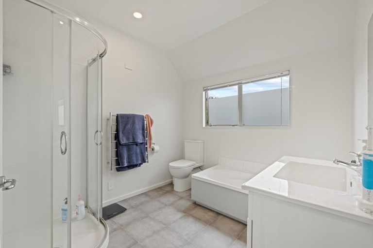 Photo of property in 2/21 Alexandra Street, Richmond, Christchurch, 8013