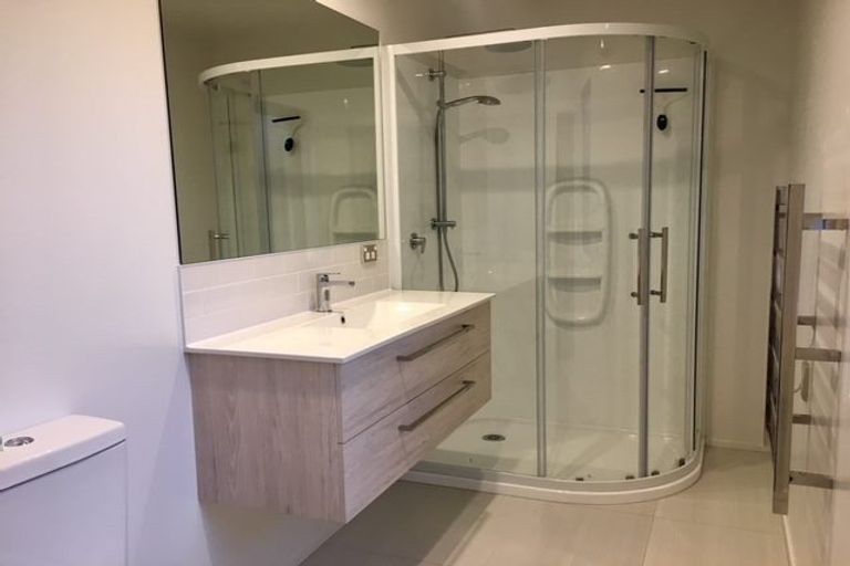 Photo of property in 54 Bowhill Road, New Brighton, Christchurch, 8083