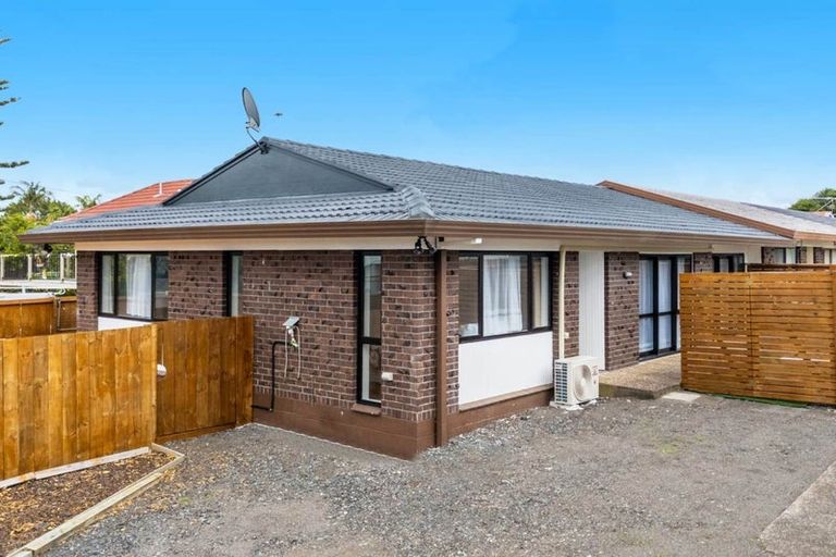 Photo of property in 1/68 Victoria Road, Papatoetoe, Auckland, 2025