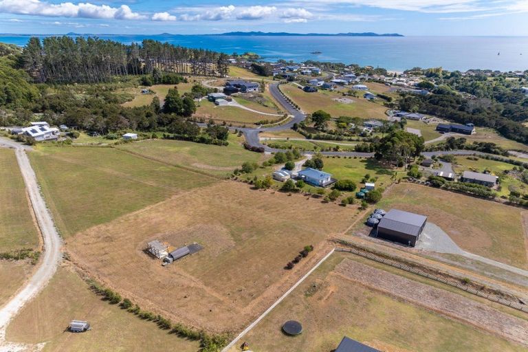 Photo of property in 10 Amelie Place, Coopers Beach, 0420