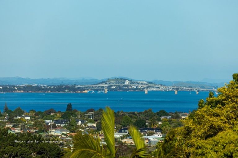 Photo of property in 6 Colwill Road, Massey, Auckland, 0614