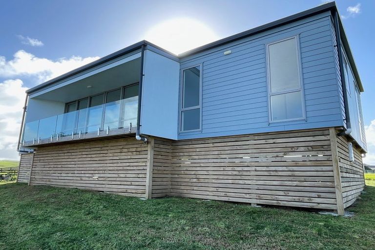 Photo of property in 42 Sunset Drive, Baylys Beach, 0377