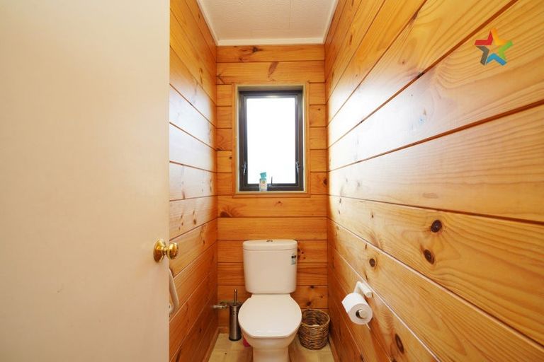 Photo of property in 16 Gretna Street, Heidelberg, Invercargill, 9812