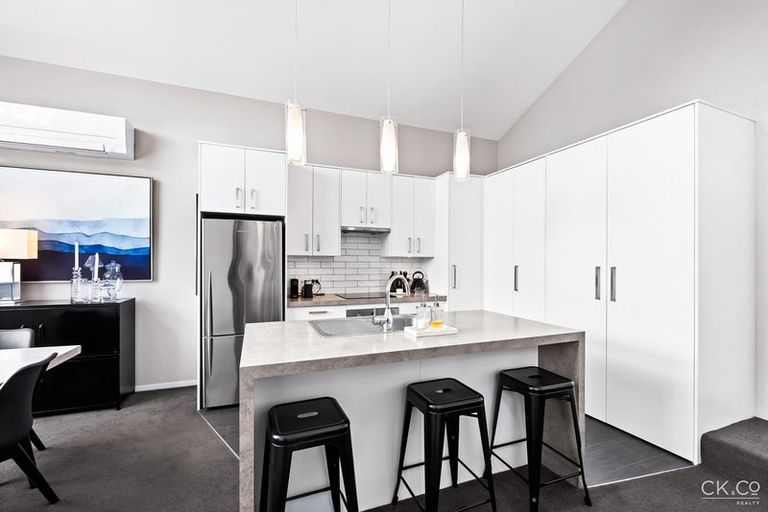 Photo of property in 13 John Street, Trentham, Upper Hutt, 5018