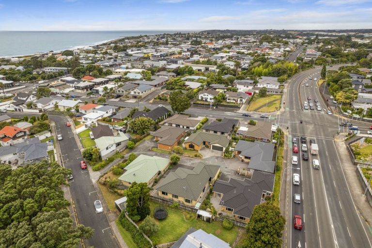 Photo of property in 29d Baring Terrace, Strandon, New Plymouth, 4312