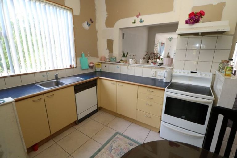 Photo of property in 12 Easton Street, Foxton, 4814