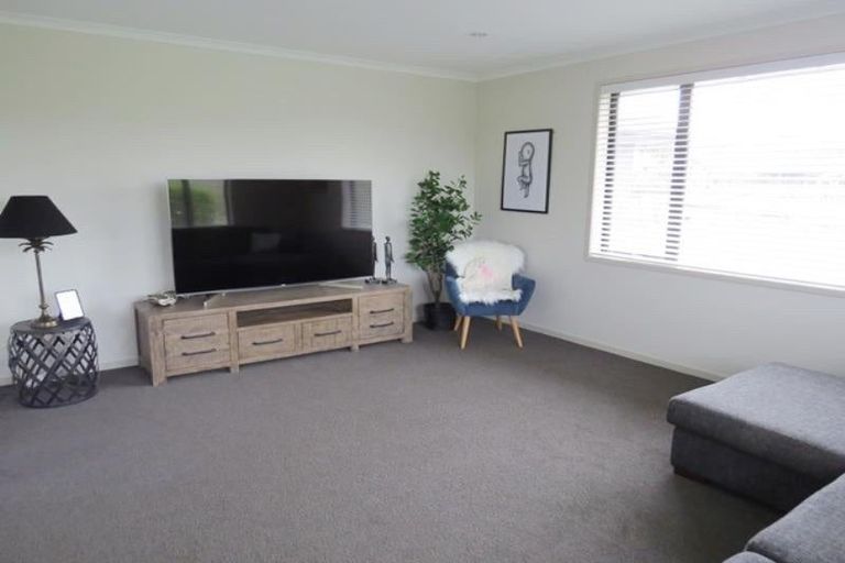 Photo of property in 32a Ainslee Street, Highlands Park, New Plymouth, 4312