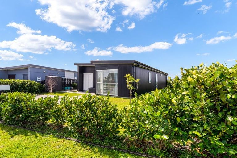Photo of property in 42 Pourewa Street, Te Kauwhata, 3710
