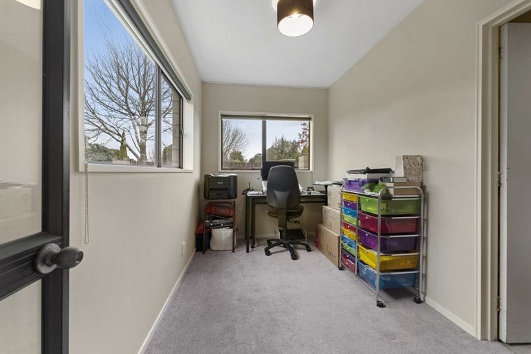 Photo of property in 23 Freebairn Street, Redwood, Christchurch, 8051