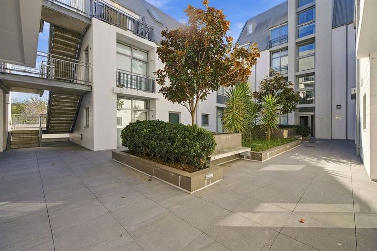 Photo of property in 26/41 Cambridge Terrace, Christchurch Central, Christchurch, 8013