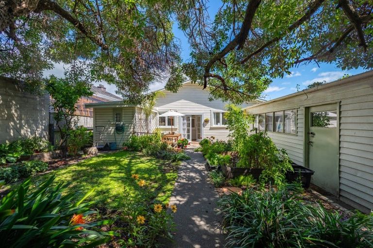 Photo of property in 60 Mcgrath Street, Napier South, Napier, 4110
