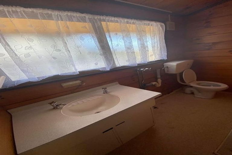 Photo of property in 3/89 Pinehaven Road, Pinehaven, Upper Hutt, 5019