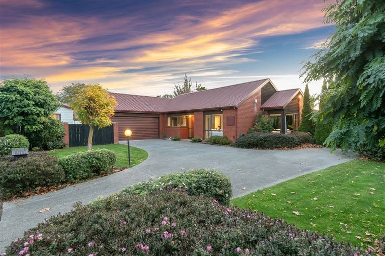 Photo of property in 15 Nepal Place, Burnside, Christchurch, 8053