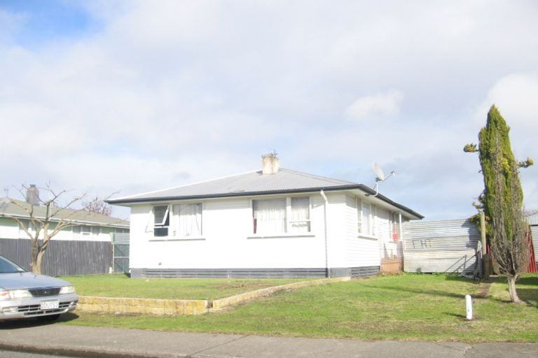 Photo of property in 21 Arbroath Avenue, Flaxmere, Hastings, 4120