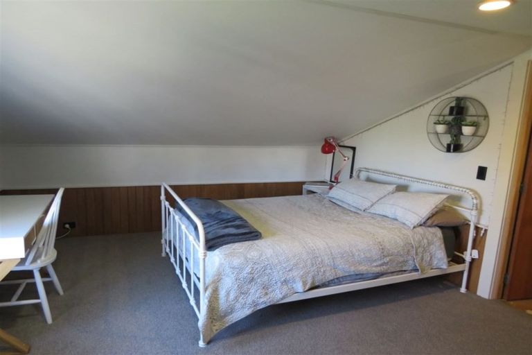 Photo of property in 23 Queenwood Road, Levin, 5510