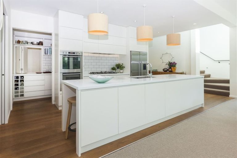 Photo of property in 93 Mays Road, St Albans, Christchurch, 8052