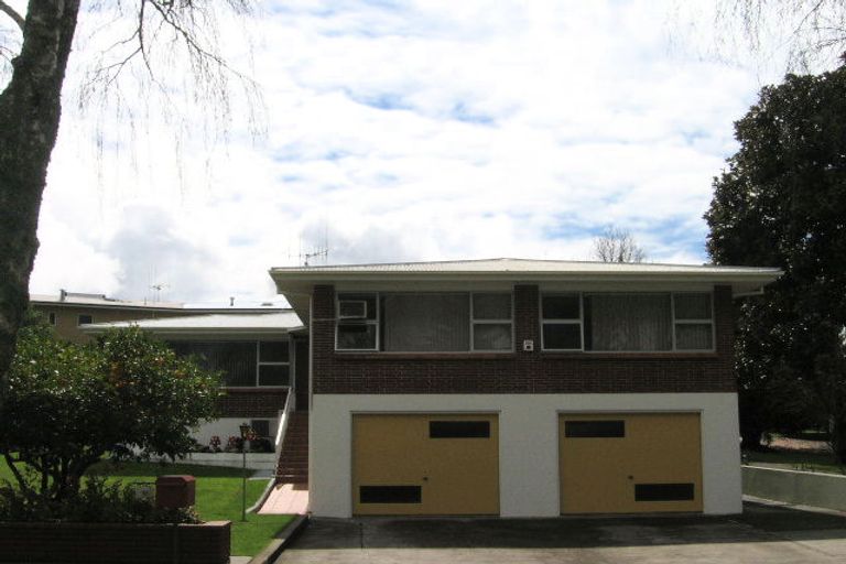 Photo of property in 11 Pah Street, Matua, Tauranga, 3110