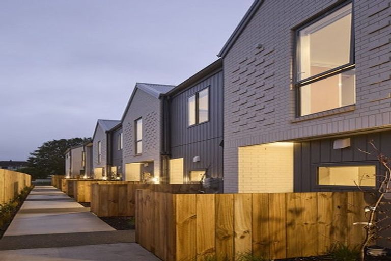 Photo of property in 5/16 Sladden Street, Naenae, Lower Hutt, 5011