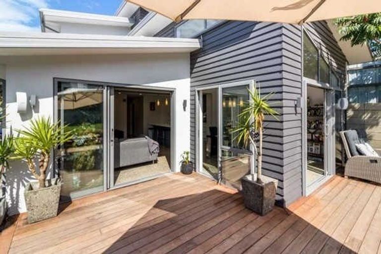 Photo of property in 3 Aston Drive, Waimairi Beach, Christchurch, 8083
