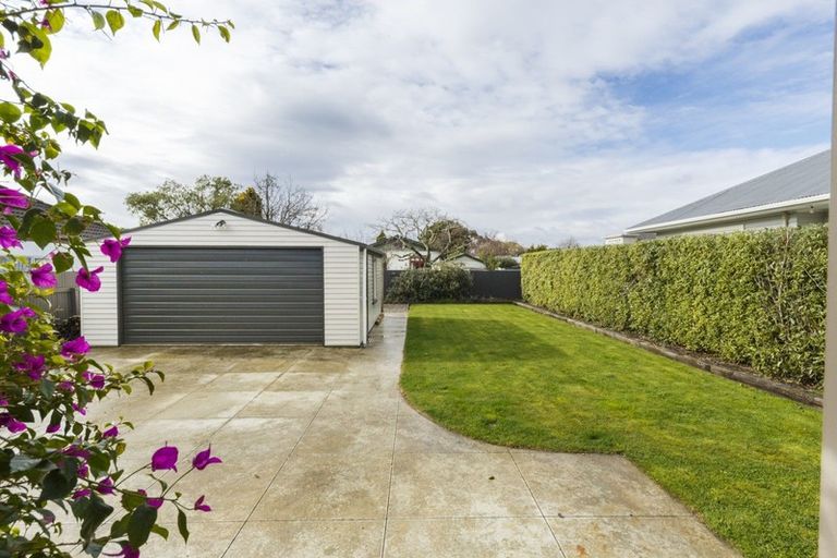 Photo of property in 137 Cook Street, West End, Palmerston North, 4410