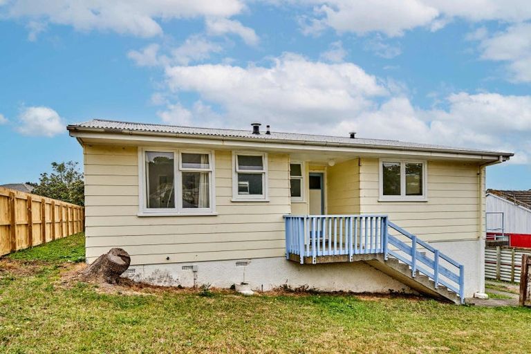 Photo of property in 55 Westmeath Street, Waitangirua, Porirua, 5024