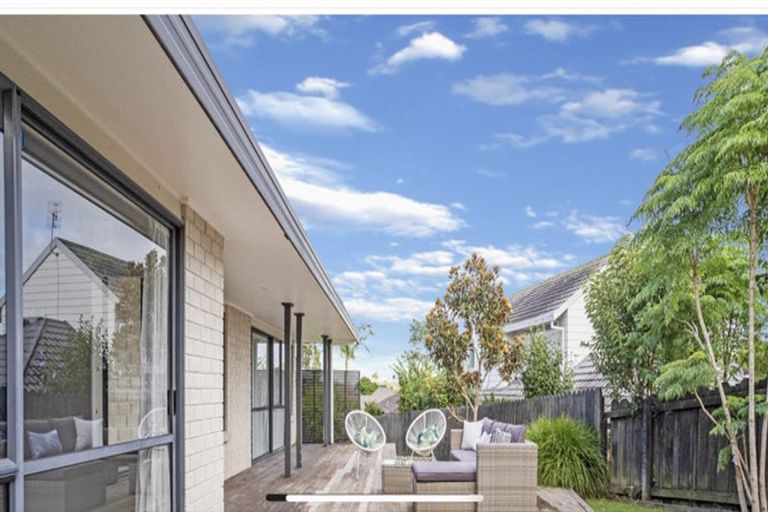 Photo of property in 37 Rochester Crescent, Somerville, Auckland, 2014