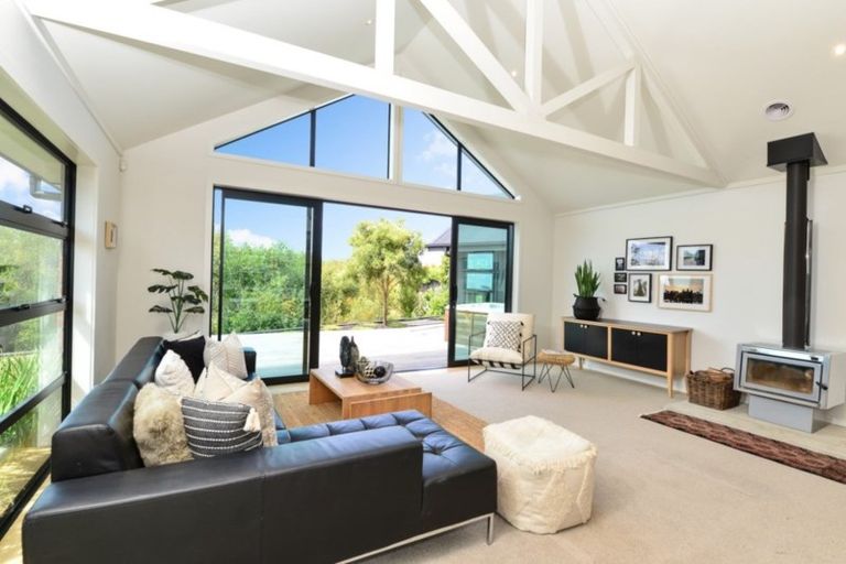 Photo of property in 14 Kentwood Place, Flagstaff, Hamilton, 3210