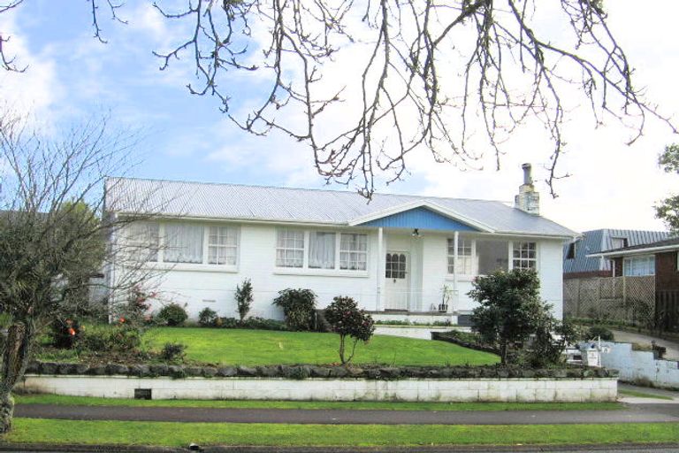 Photo of property in 8 Resthill Crescent, Glenview, Hamilton, 3206