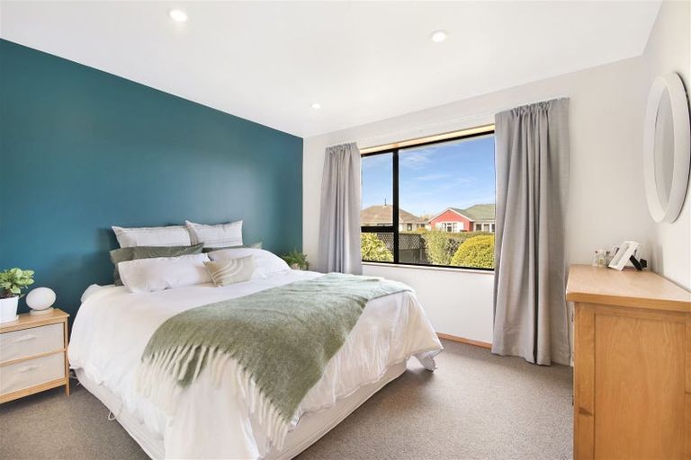 Photo of property in 32 Taurima Street, Hei Hei, Christchurch, 8042