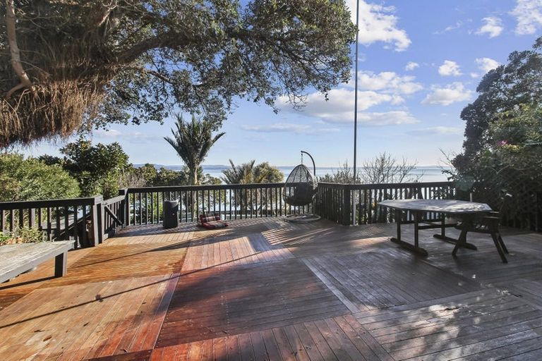 Photo of property in 73 Torkar Road, Clarks Beach, 2122