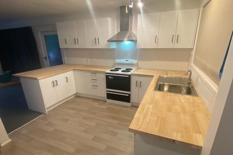 Photo of property in 51b Mana View Road, Paremata, Porirua, 5026