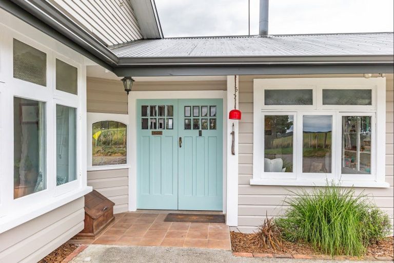 Photo of property in 245 Wallace Road, Koputaroa, Levin, 5571