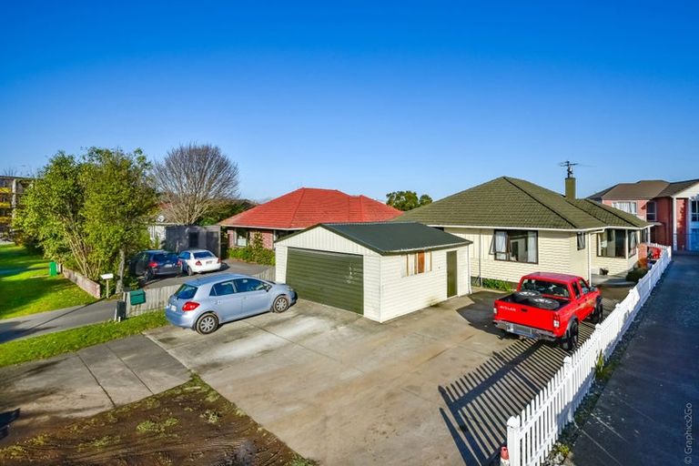 Photo of property in 46 Athol Terrace, Upper Riccarton, Christchurch, 8041