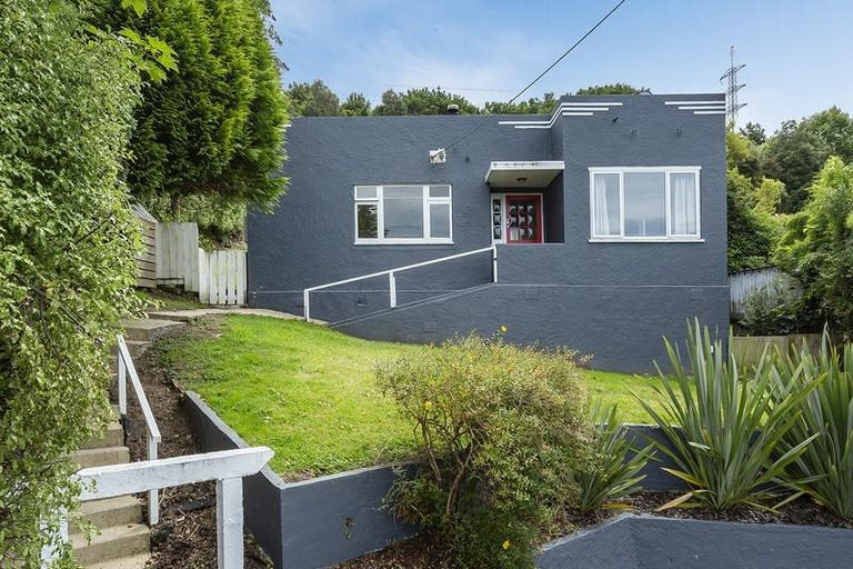 Photo of property in 14 Thomson Street, Lookout Point, Dunedin, 9011