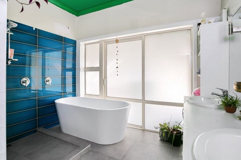 Photo of property in 2 Coulter Road, Te Awamutu, 3879