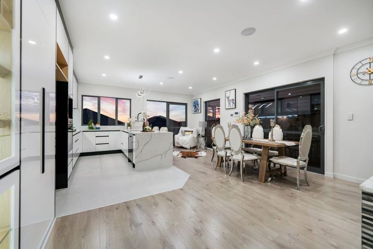 Photo of property in 21 Black Shed Road, Flat Bush, Auckland, 2019