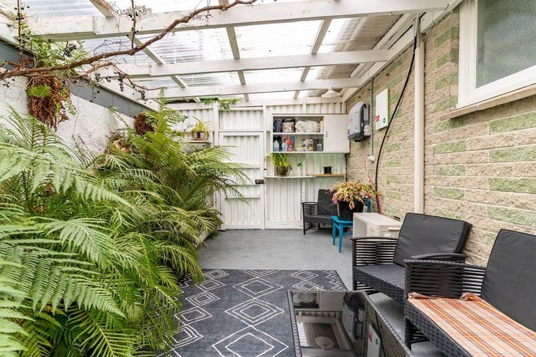 Photo of property in 6 Harbour Terrace, Careys Bay, Port Chalmers, 9023