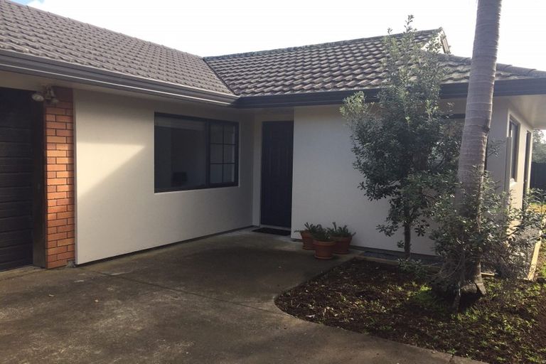 Photo of property in 27 Opawa Crescent, Favona, Auckland, 2024