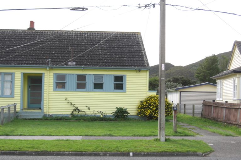 Photo of property in 43 Rata Street, Naenae, Lower Hutt, 5011