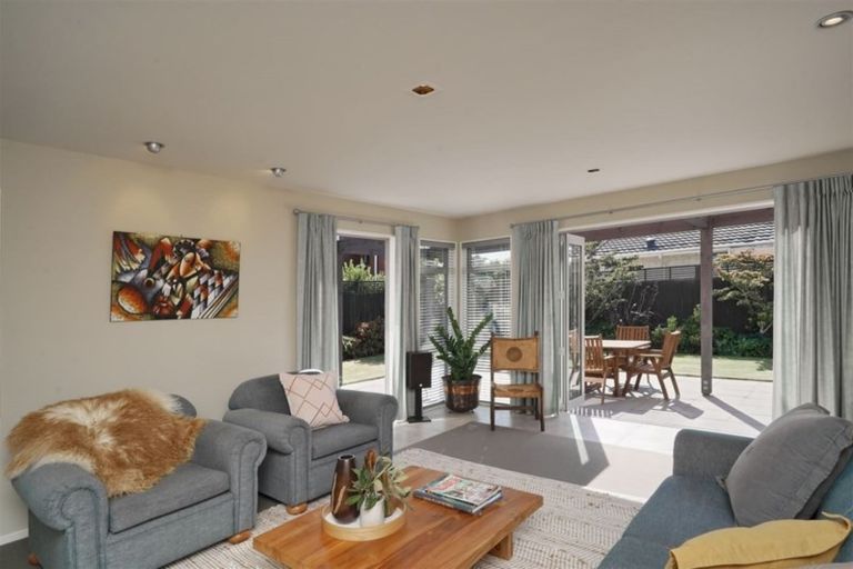 Photo of property in 67a Jeffreys Road, Fendalton, Christchurch, 8052